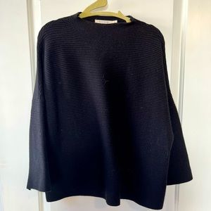 Black Ellison sweater (m). Lightly used